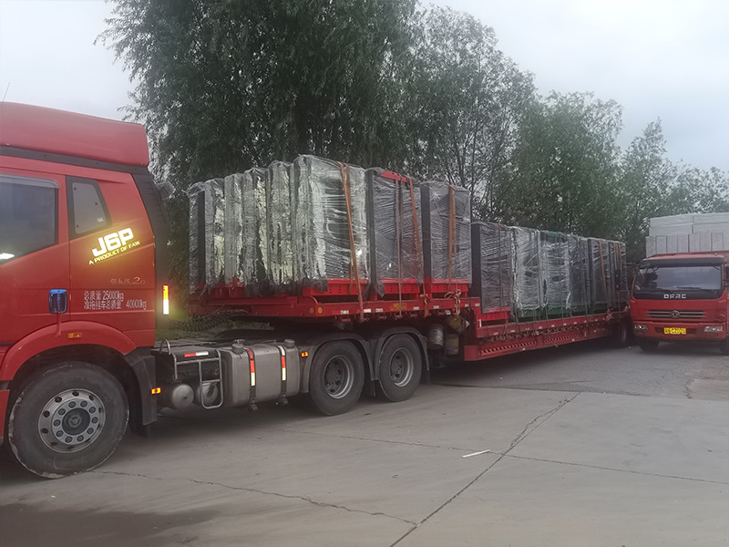 吉林通化路名牌燈箱100臺(tái)，第八車發(fā)貨！